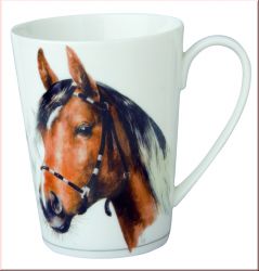 Porzellanbecher Pferd