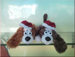 Roffle Hund mit Weihnachtsm�tze
